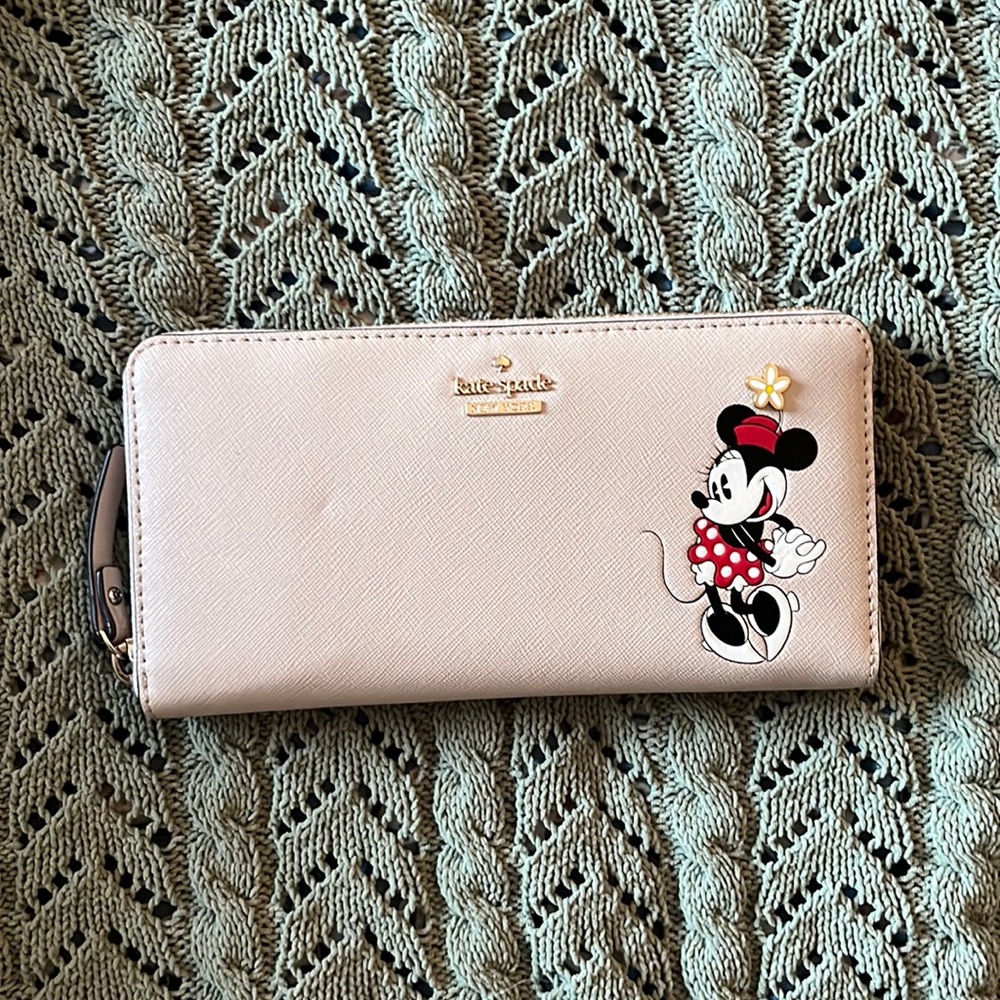 Kate Spade Minnie Mouse Lacy Wallet